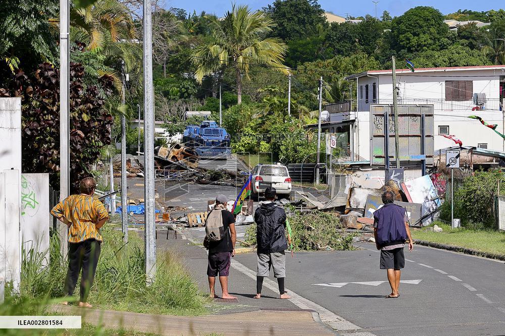 New Caledonia Situation - Clean up operation in the Riviere Salee District - Noumea