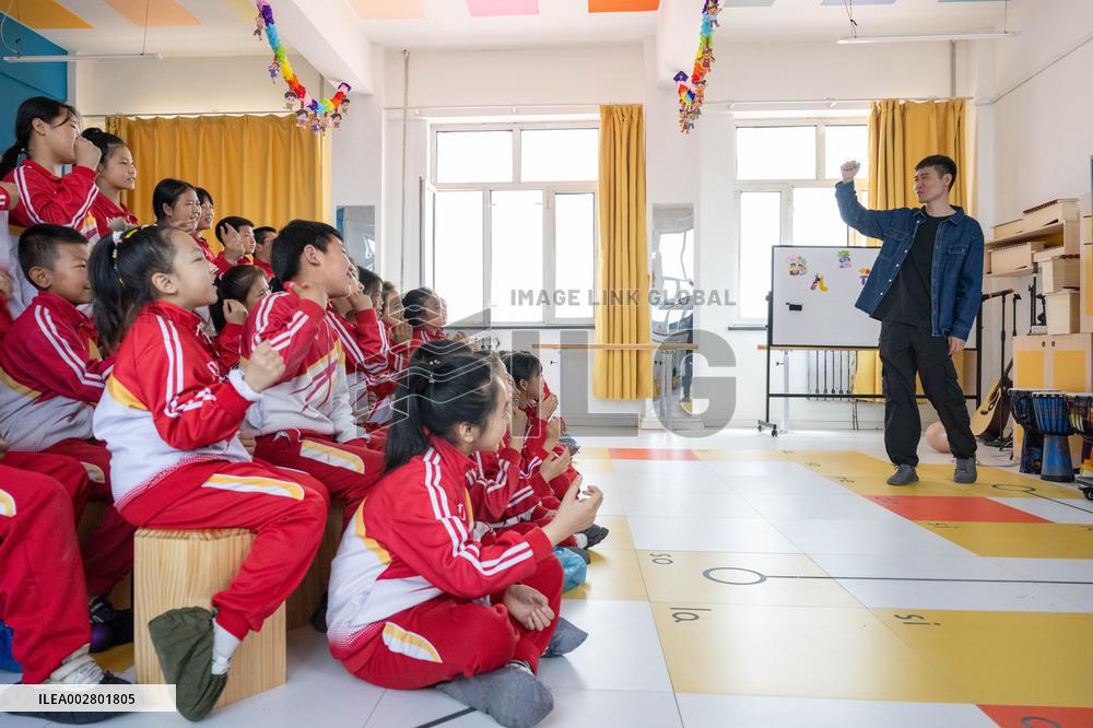 ChineseToday | Music classes bring inspirations to rural children in China's Heilongjiang