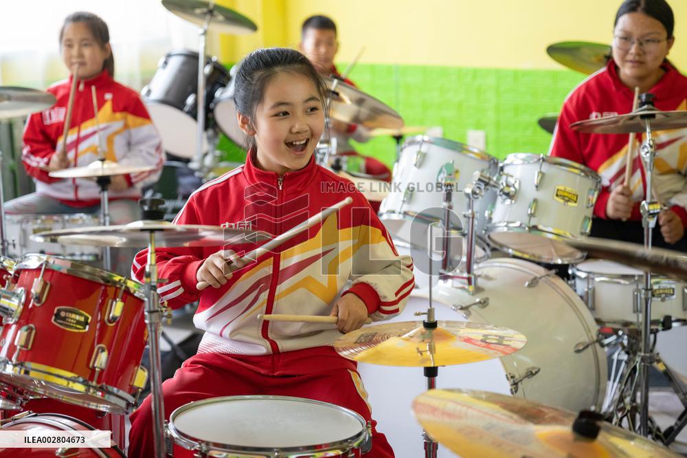 XINHUA PHOTOS OF THE DAY