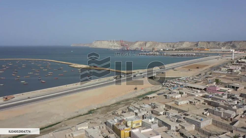 Pakistani senior official applauds development of Gwadar Port under CPEC