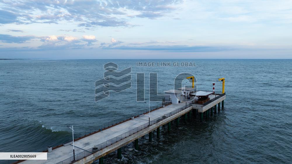 EL SALVADOR-LA LIBERTAD-CHINA AID-DOCK