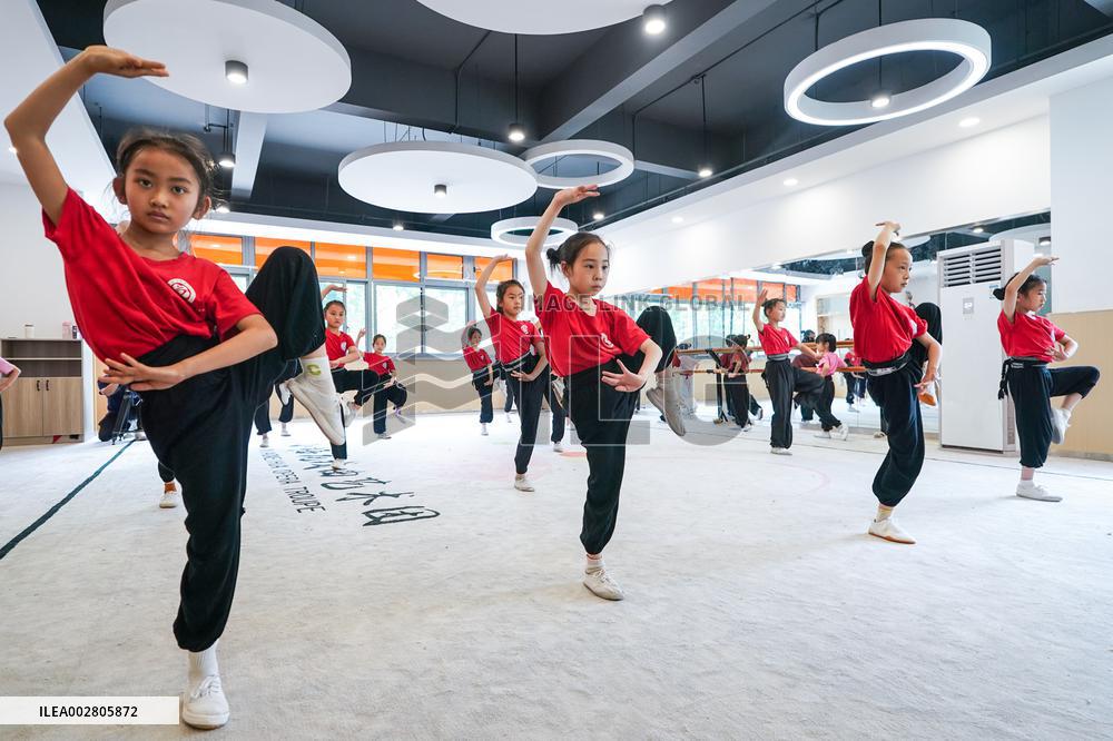 CHINA-JIANGSU-KUNSHAN-KUNQU OPERA CLASS-PUPILS (CN)