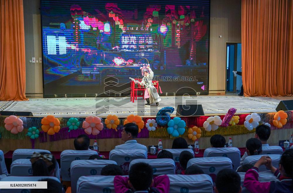 CHINA-JIANGSU-KUNSHAN-KUNQU OPERA CLASS-PUPILS (CN)