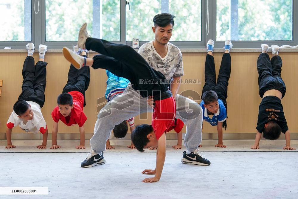 CHINA-JIANGSU-KUNSHAN-KUNQU OPERA CLASS-PUPILS (CN)
