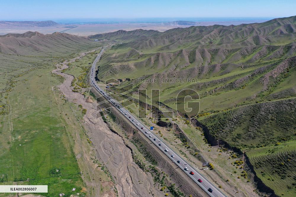 CHINA-XINJIANG-DUKU HIGHWAY-TRAFFIC RESUMPTION (CN)