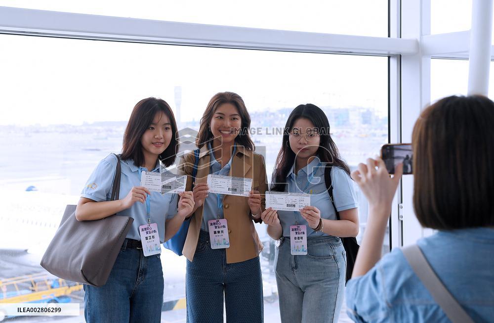 (FOCUS)CHINA-SHANGHAI-HONG KONG-C919-OVERSEAS COMMERCIAL CHARTERED FLIGHT (CN)