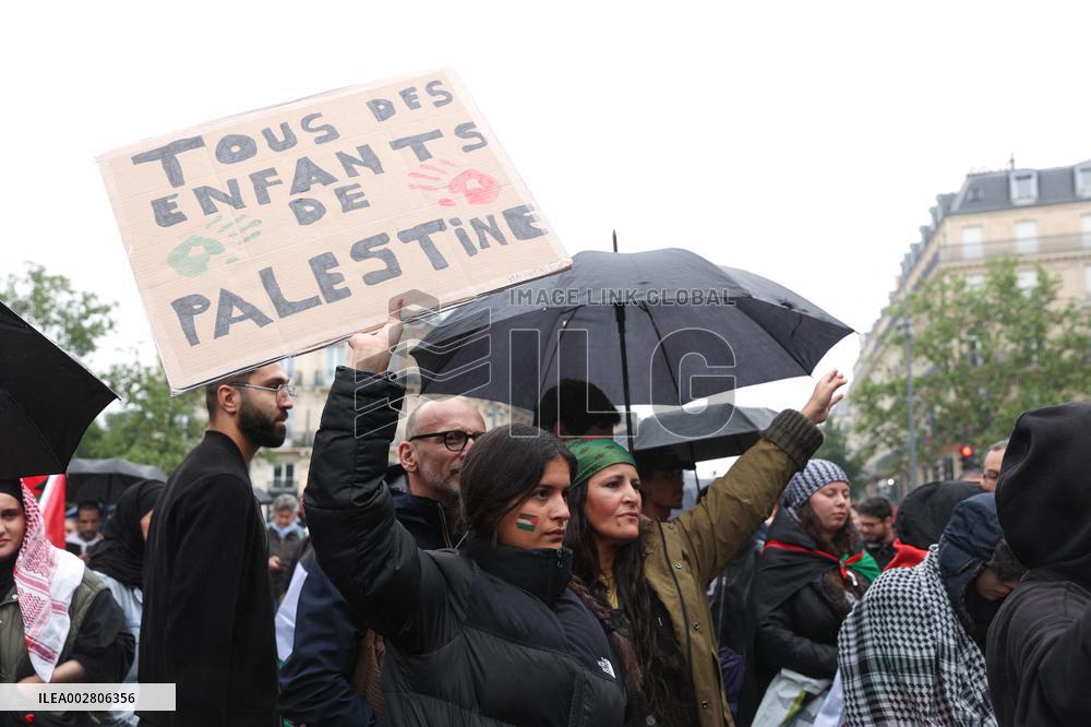 Anti-fascist rally for Clement Meric and Palestinian people - Paris
