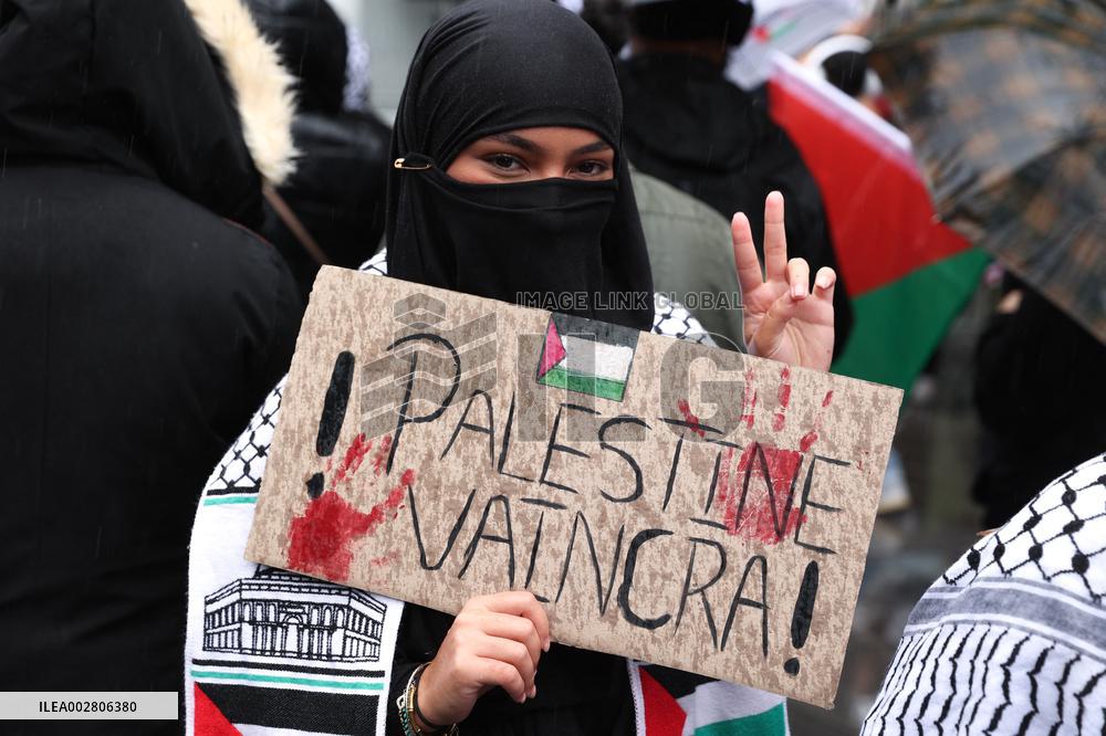 Anti-fascist rally for Clement Meric and Palestinian people - Paris