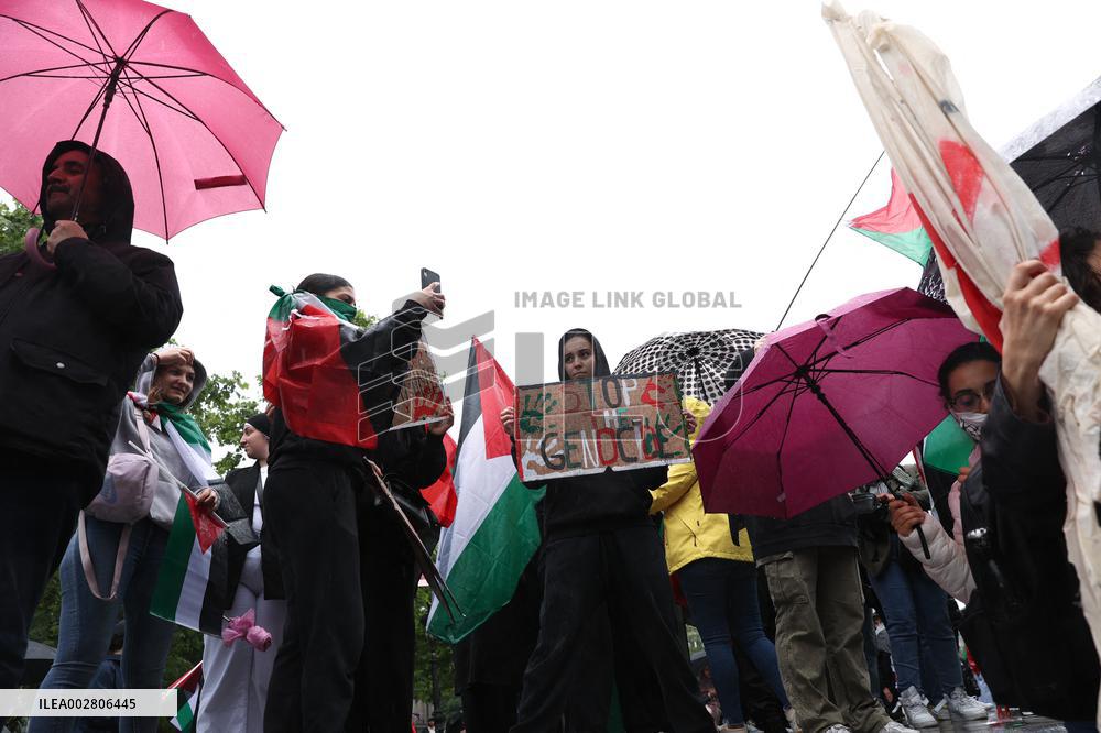 Anti-fascist rally for Clement Meric and Palestinian people - Paris