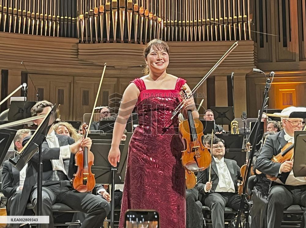 Japanese violinist at Queen Elisabeth Competition