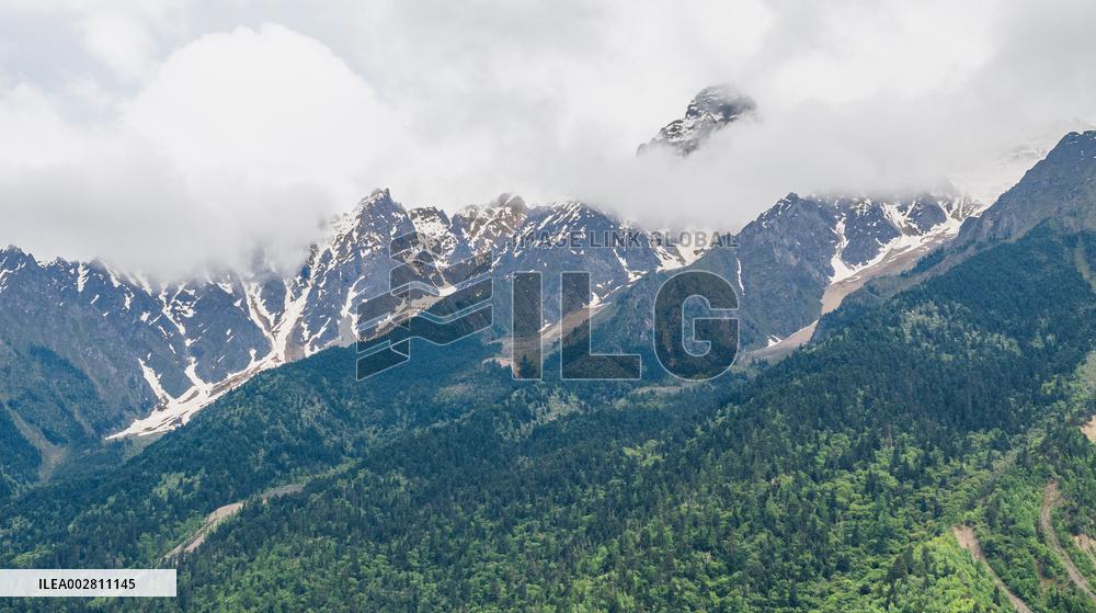 (InXizang)CHINA-XIZANG-LHARI COUNTY-SCENERY (CN)