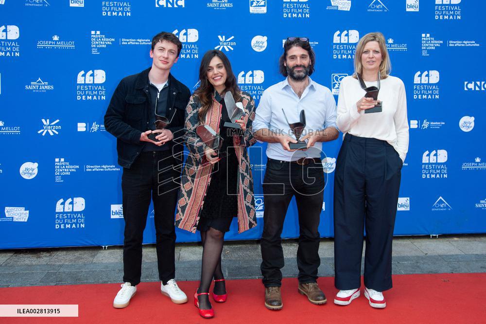 Vierzon Winners Photocall