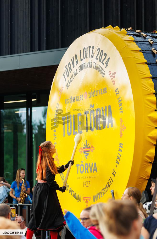 "Carrying the legacy" song and dance festival