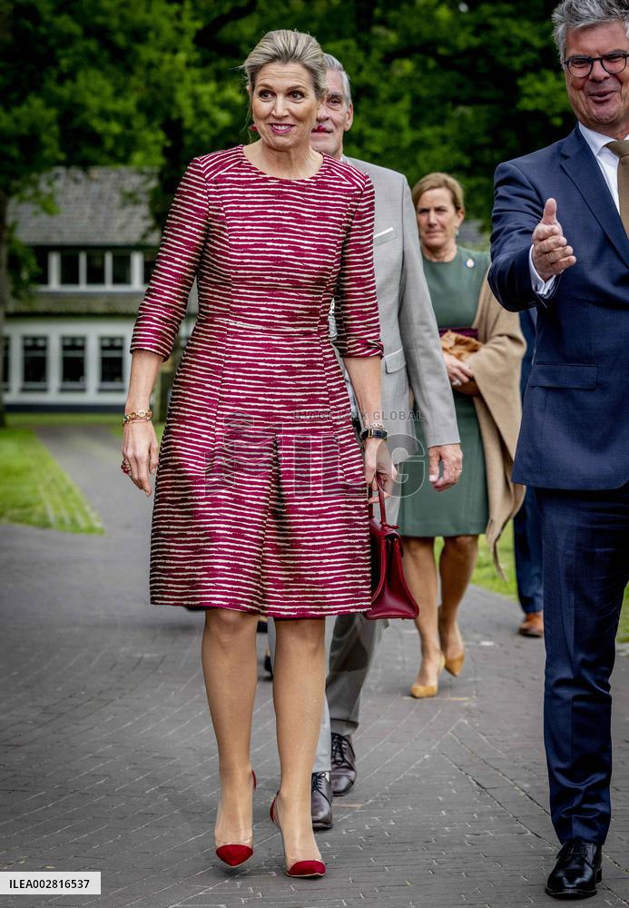 Queen Maxima At The Conference Mind The Gap