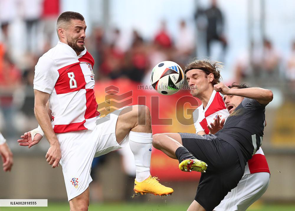 (SP)CROATIA-RIJEKA-FOOTBALL-FRIENDLY MATCH