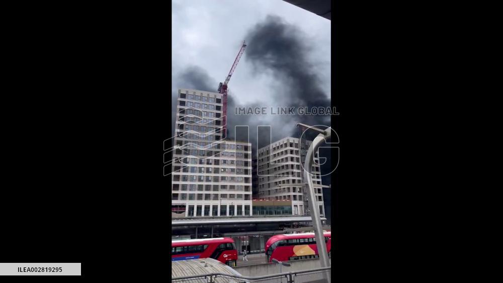 UK: Thick Black Smoke Fills Sky As Blaze Erupts In Canning Town