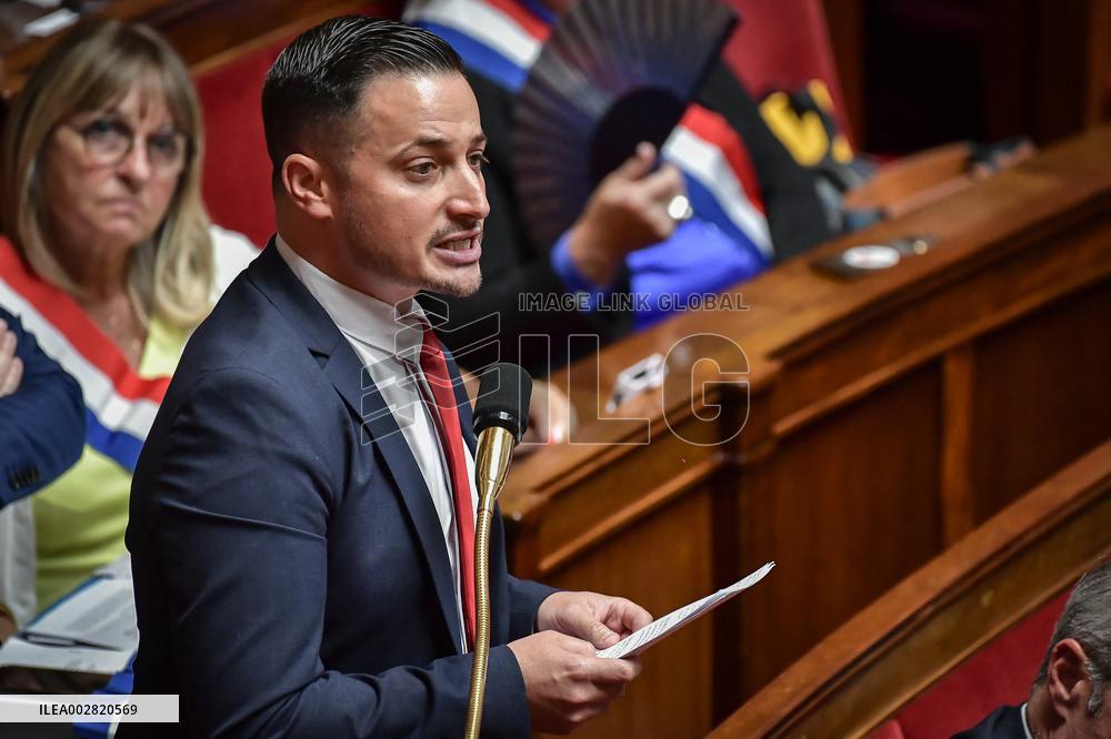 Questions to the government at the National Assembly in Paris FA