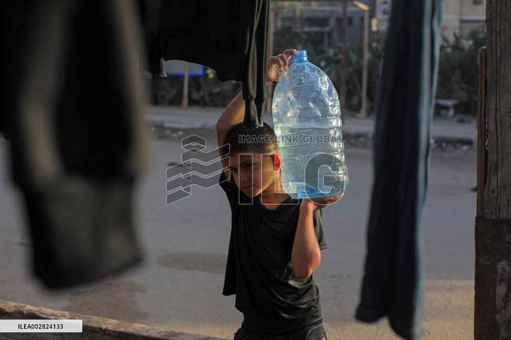 1 Million Palestinians Displaced At Rafah According To UNRWA