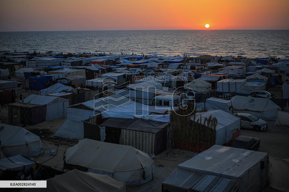 1 Million Palestinians Displaced At Rafah According To UNRWA