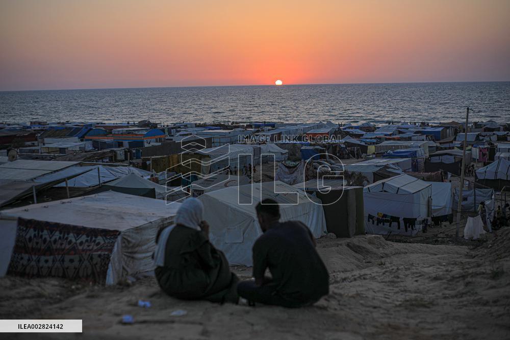 1 Million Palestinians Displaced At Rafah According To UNRWA