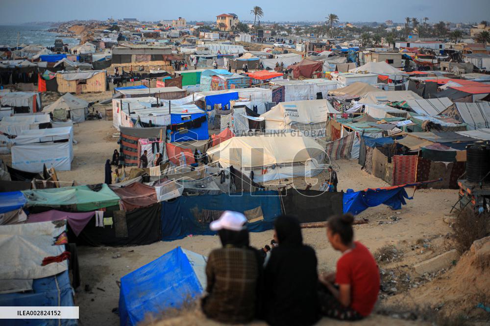 1 Million Palestinians Displaced At Rafah According To UNRWA