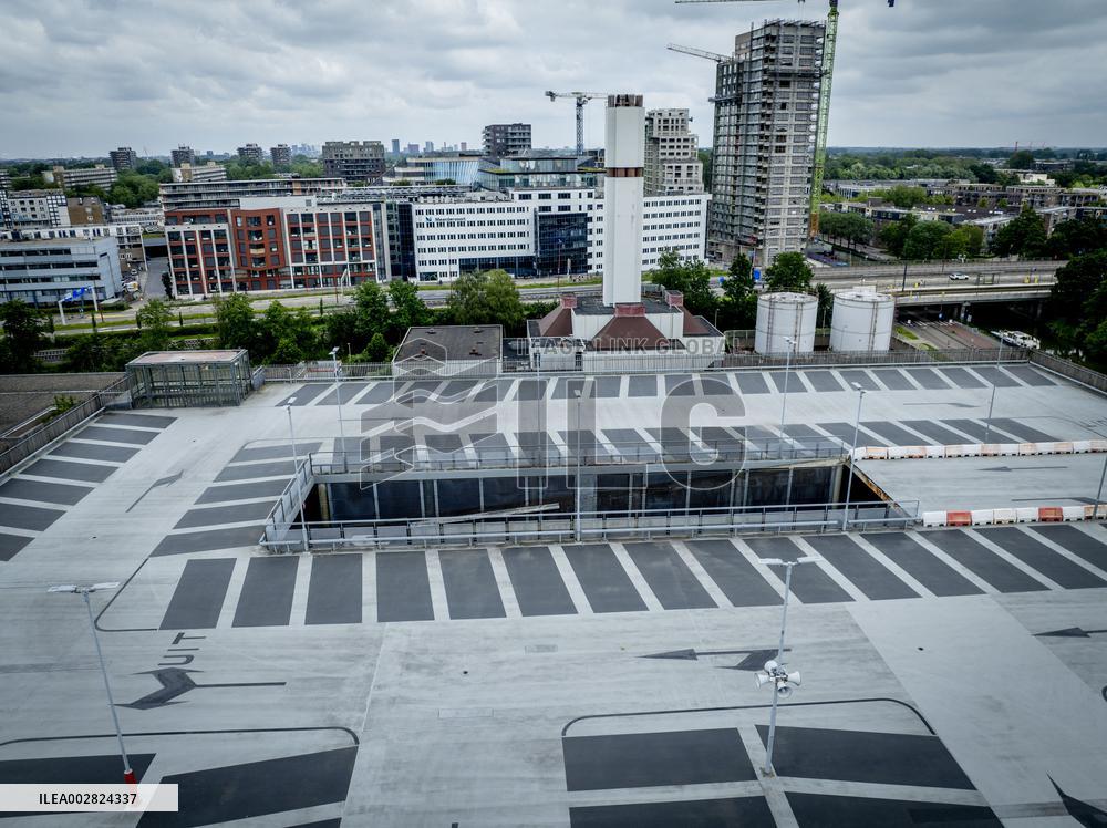 Parking Garage Unexplained Collapse - The Netherlands
