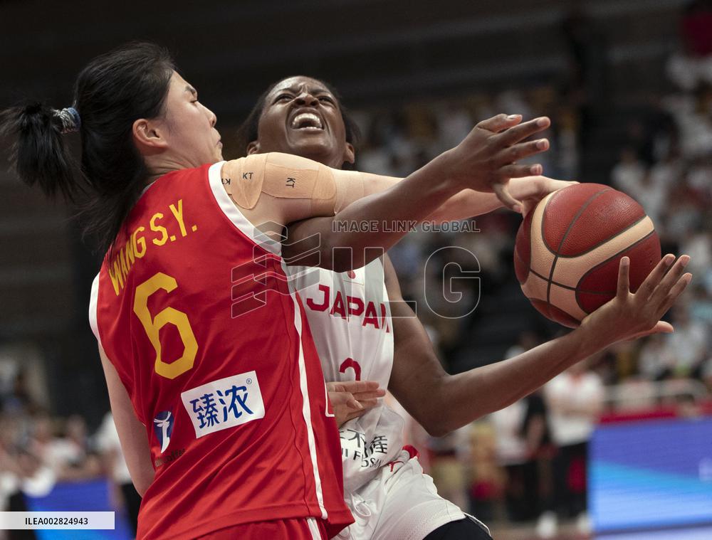 (SP)CHINA-SHAANXI-XI'AN-BASKETBALL-WOMEN-FRIENDLY-CHN VS JPN (CN)