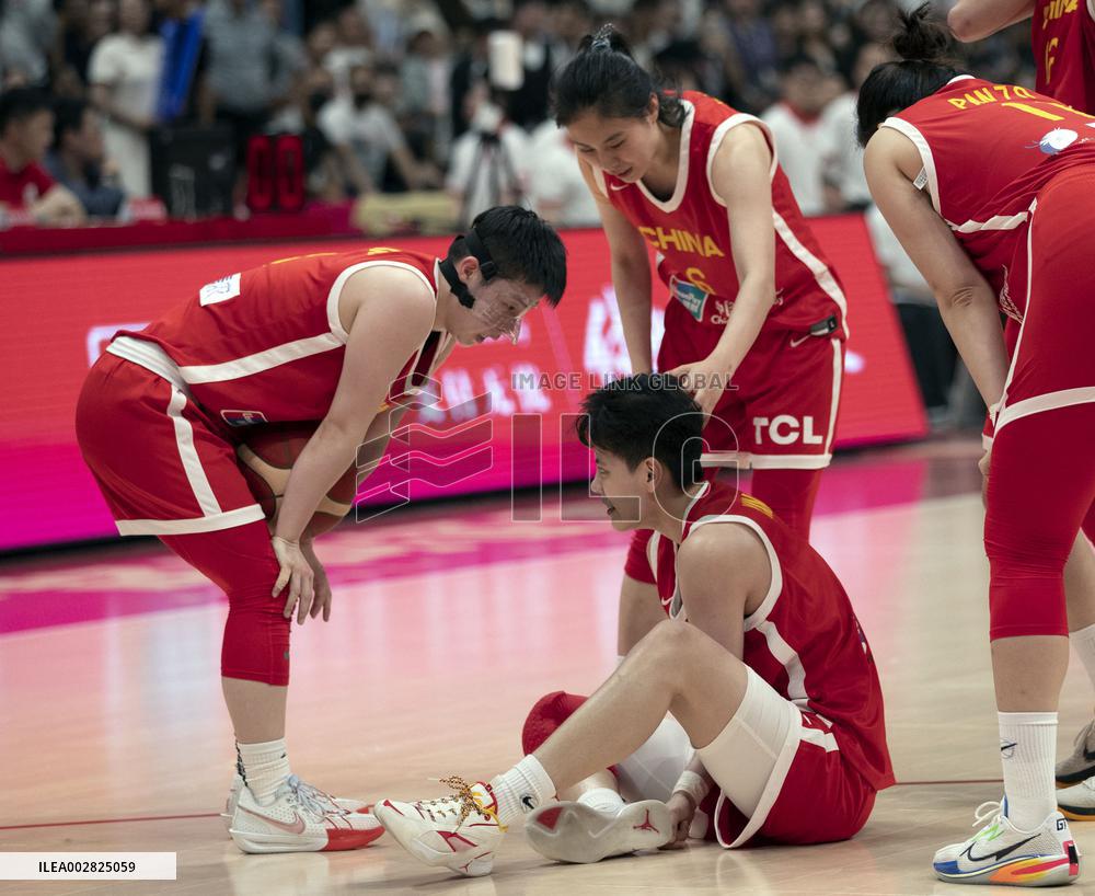 (SP)CHINA-SHAANXI-XI'AN-BASKETBALL-WOMEN-FRIENDLY-CHN VS JPN (CN)