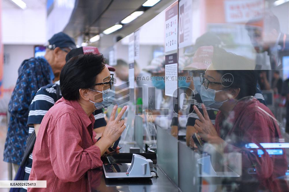 CHINA-HONG KONG-MAINLAND-HIGH-SPEED SLEEPER TRAIN (CN)