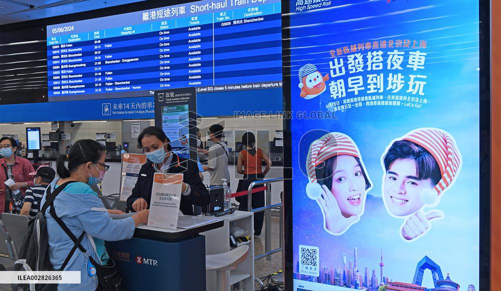 CHINA-HONG KONG-MAINLAND-HIGH-SPEED SLEEPER TRAIN (CN)