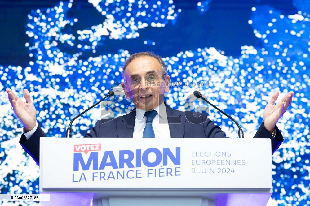 Last Campaign Meeting For Marion Marechal - Nice