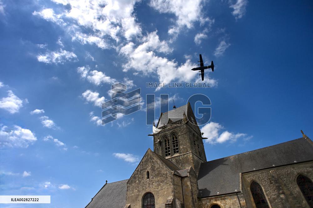 D-Day - Jumping Over Sainte-Mere-Eglise
