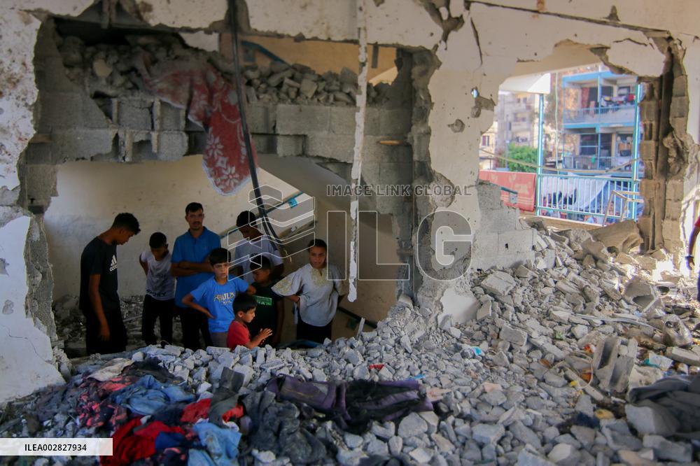 Israeli Strikes on UN-run School - Gaza