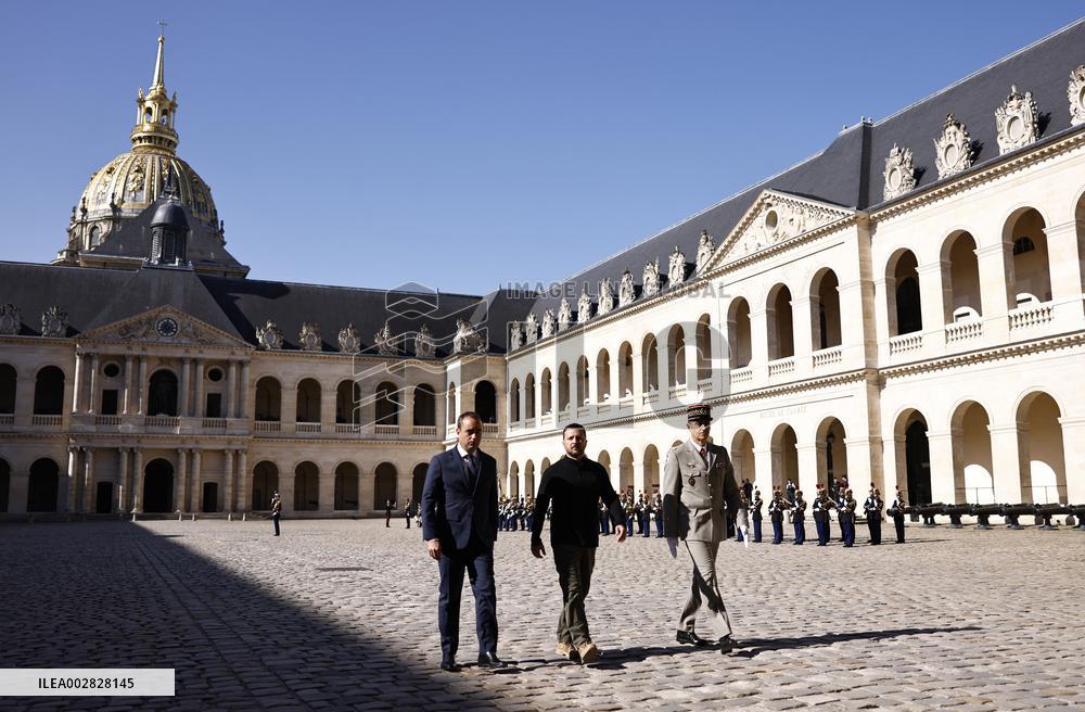 Volodymyr Zelensky At The Invalides - Paris