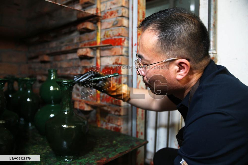 (MASTER OF CRAFTS)CHINA-CARVED LACQUER-INHERITOR-STUDIO (CN)