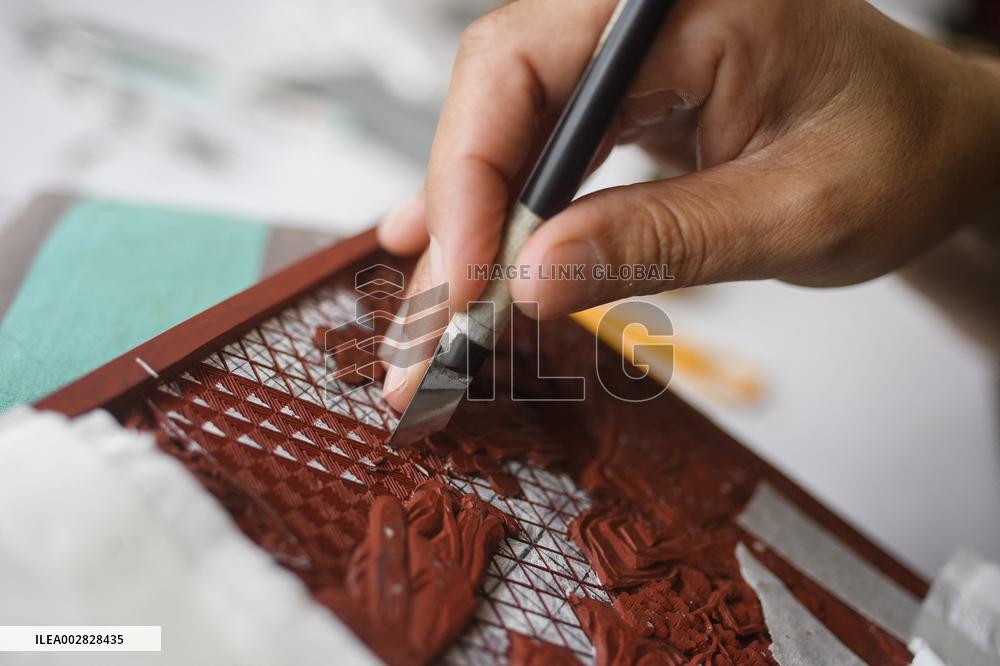 (MASTER OF CRAFTS)CHINA-CARVED LACQUER-INHERITOR-STUDIO (CN)