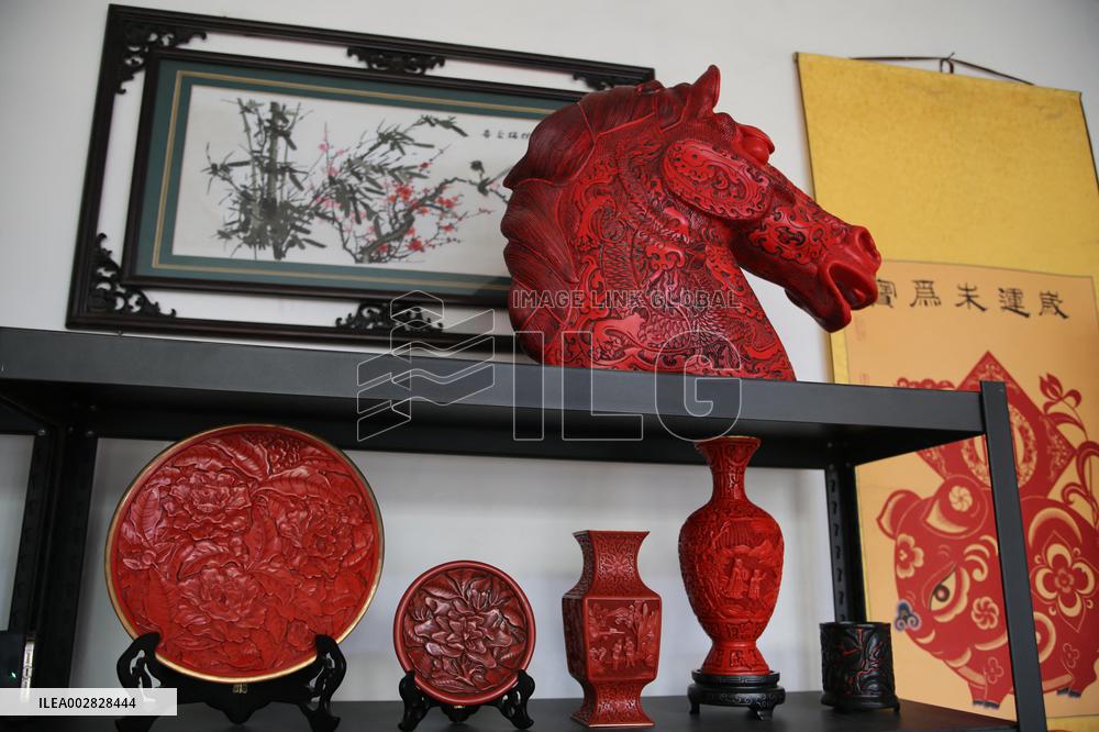 (MASTER OF CRAFTS)CHINA-CARVED LACQUER-INHERITOR-STUDIO (CN)