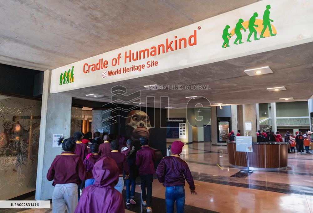 SOUTH AFRICA-GAUTENG-"CRADLE OF HUMANKIND"