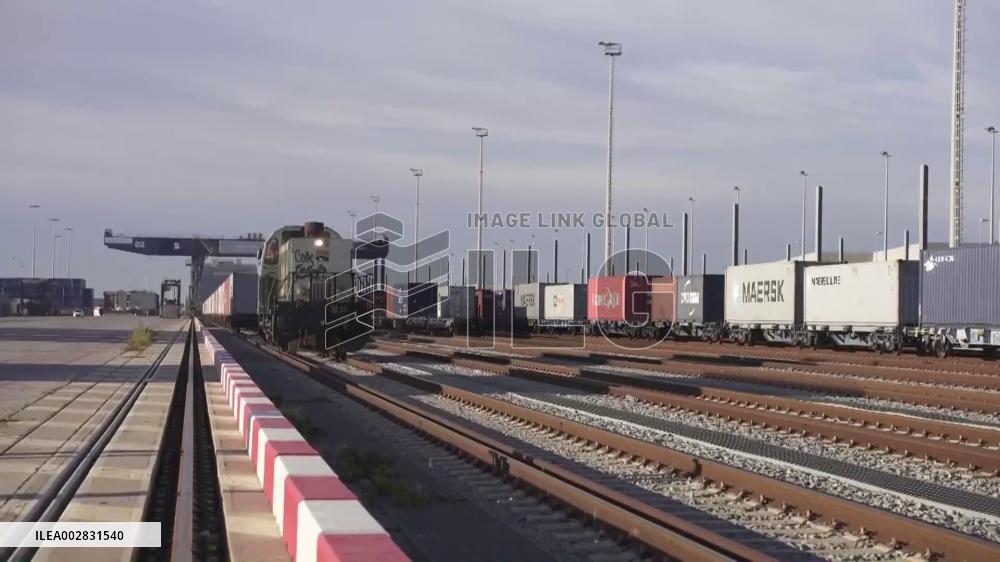 Direct rail link with China top priority at Spanish trade fair talks