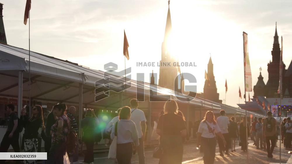 Book festival held in Moscow to celebrate Pushkin's birthday