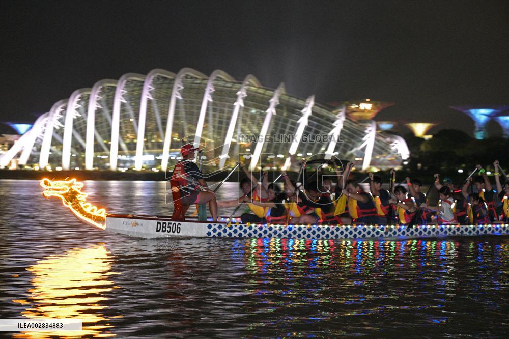 SINGAPORE-DRAGON BOAT FESTIVAL-CELEBRATION