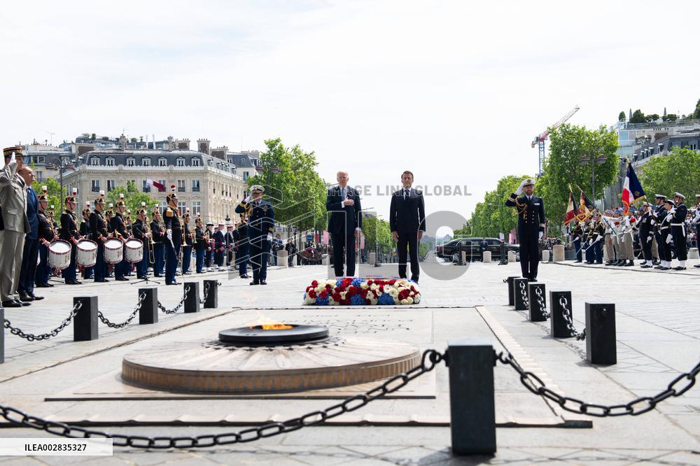Presidents Macron And Biden At Arc de Triomphe Ceremony - Paris