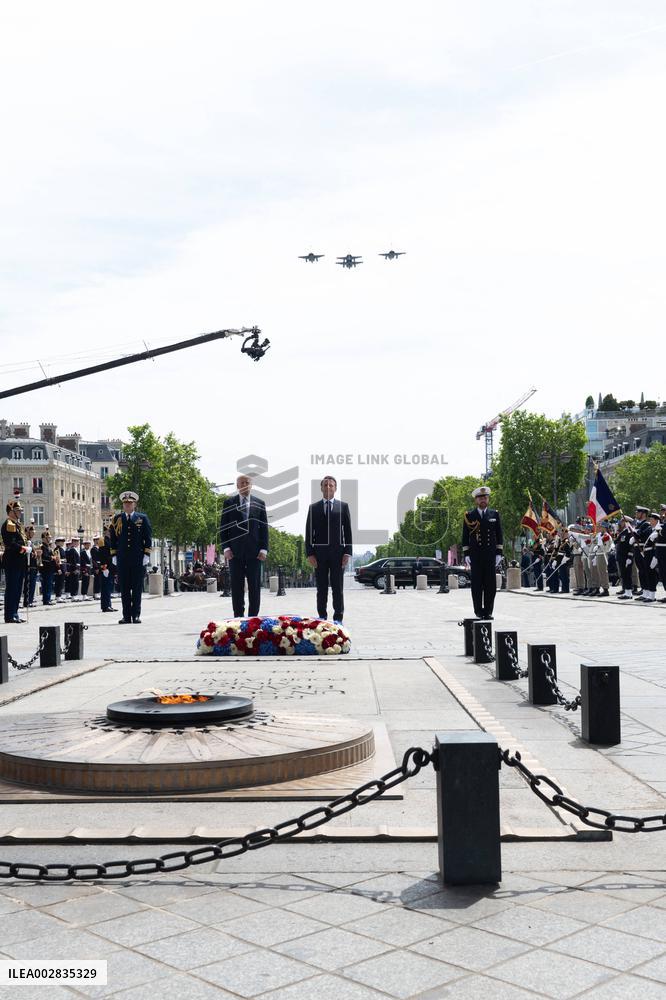 Presidents Macron And Biden At Arc de Triomphe Ceremony - Paris
