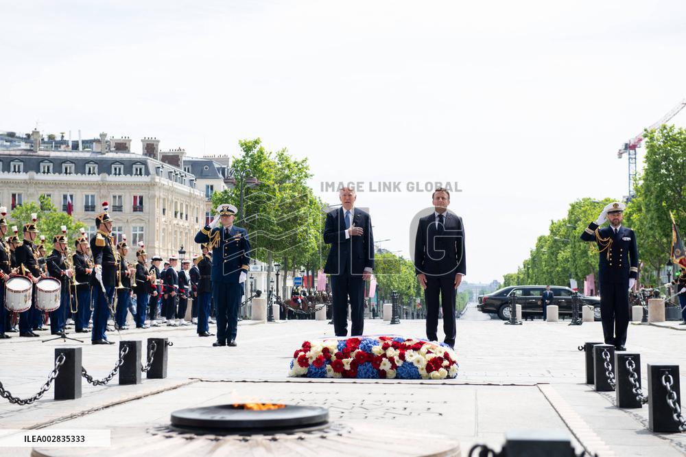Presidents Macron And Biden At Arc de Triomphe Ceremony - Paris