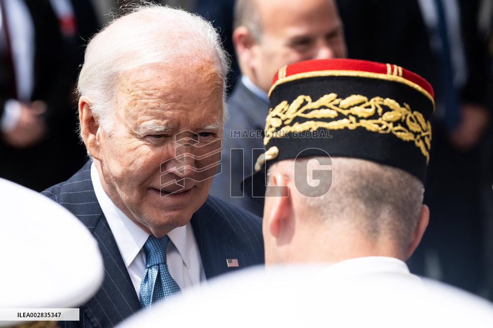 Presidents Macron And Biden At Arc de Triomphe Ceremony - Paris