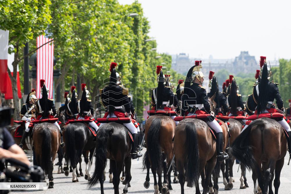 Presidents Macron And Biden At Arc de Triomphe Ceremony - Paris