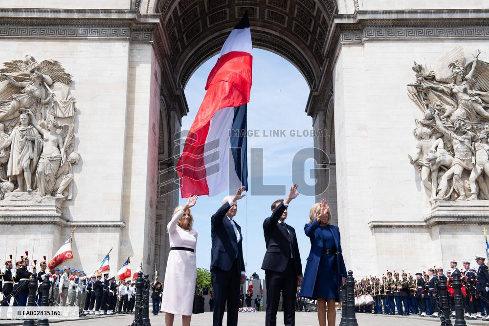 Presidents Macron And Biden At Arc de Triomphe Ceremony - Paris