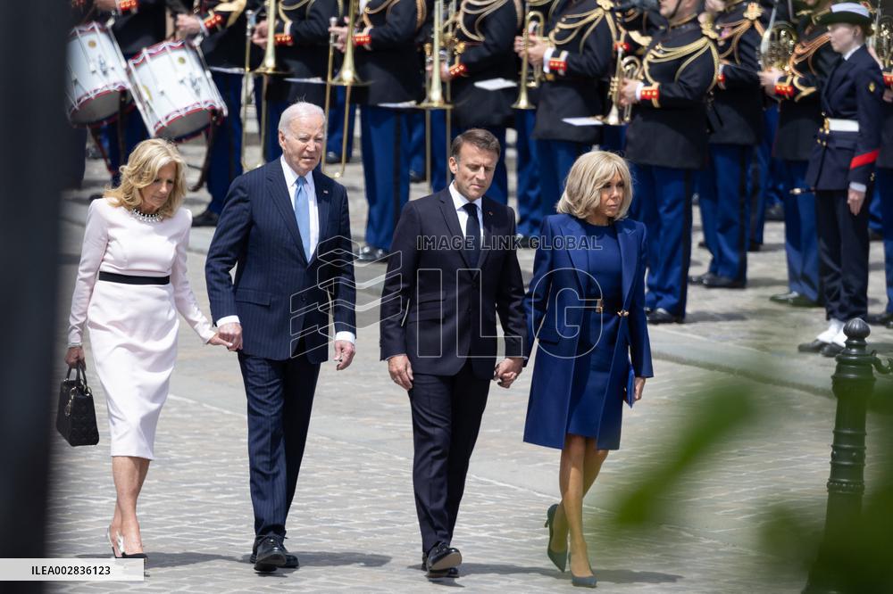 Joe Biden takes part in a Ceremony at the Arc de Triomphe - Paris