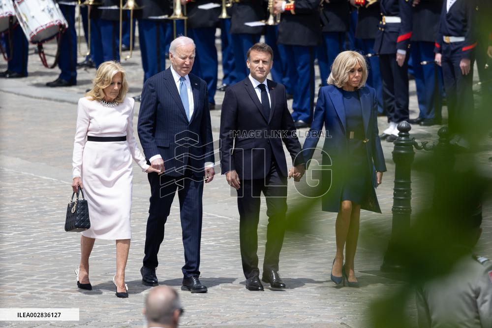 Joe Biden takes part in a Ceremony at the Arc de Triomphe - Paris