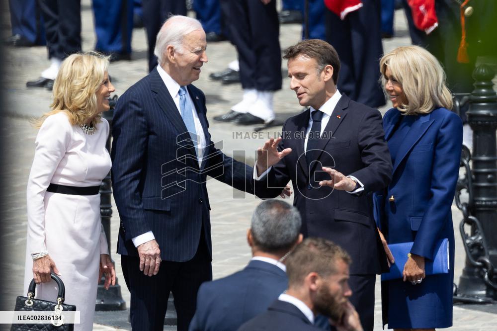 Joe Biden takes part in a Ceremony at the Arc de Triomphe - Paris